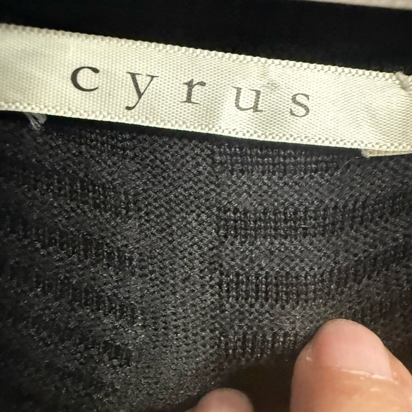 Cyrus Size Medium Black Cowl Neck Long Sleeve Ribbed Fabric Sweater Rounded Hem - Picture 5 of 10